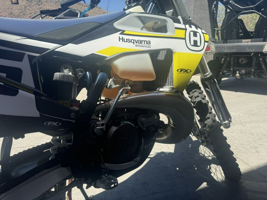 2019 Husqvarna® F2401S5