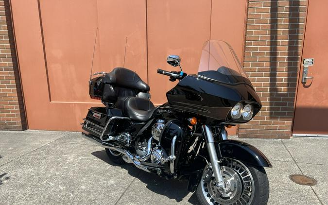 2012 Harley-Davidson Road Glide Ultra Vivid Black