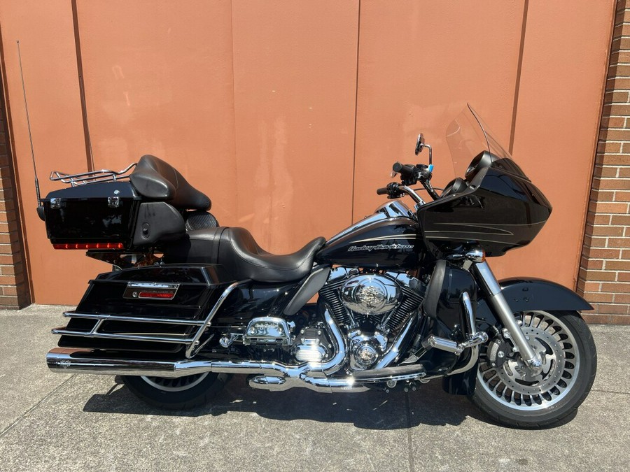 2012 Harley-Davidson Road Glide Ultra Vivid Black