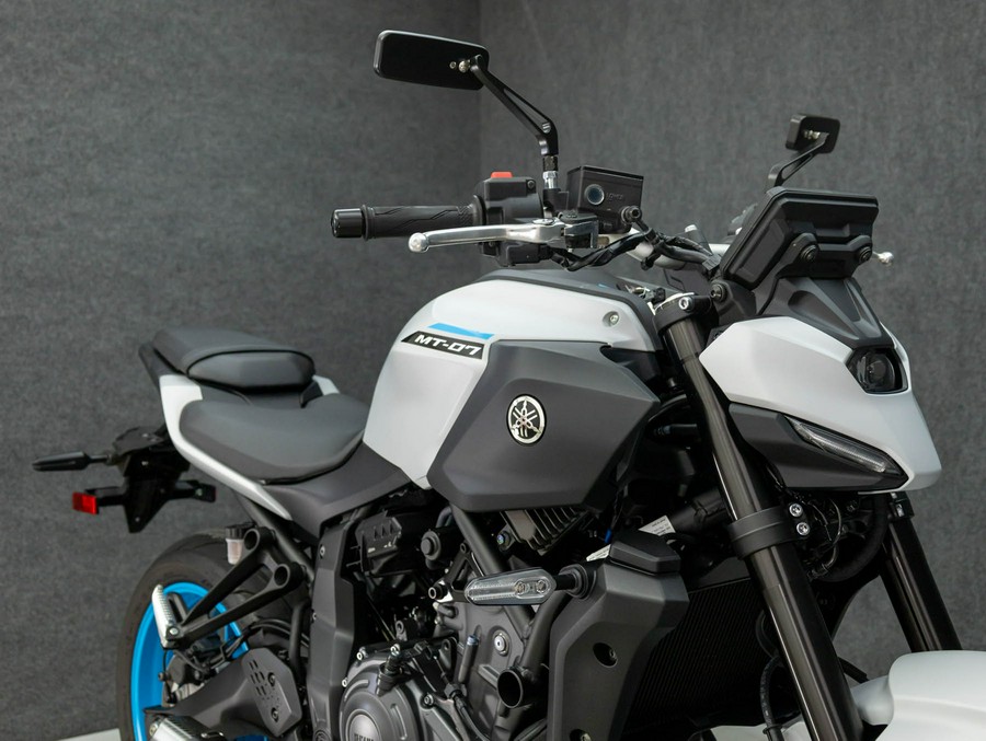 2025 YAMAHA MT-07
