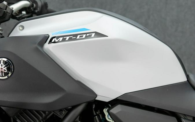2025 YAMAHA MT-07
