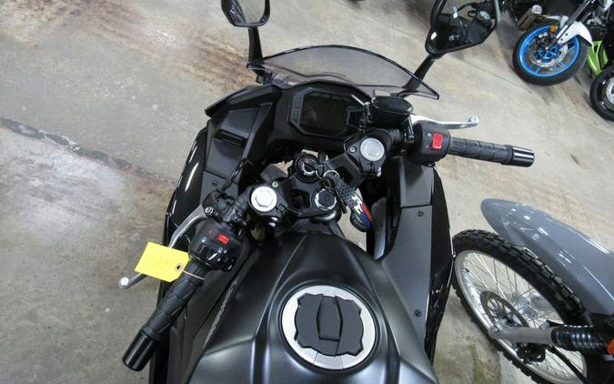 2026 Kawasaki Ninja® 500 Metallic Flat Spark Black