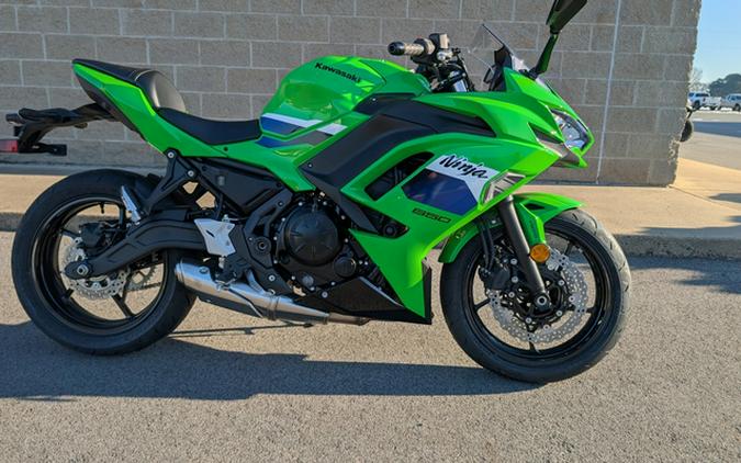 ♡ 1996 Kawasaki Ninja ZX-11 $ 4,500 USD (₡ 2,250,000) | Auto Moto