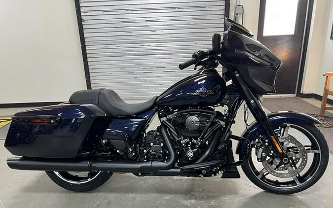 2025 Harley-Davidson FLHX - Street Glide