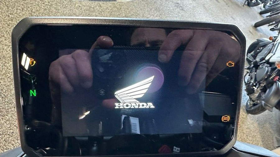 2025 Honda CB750 Hornet