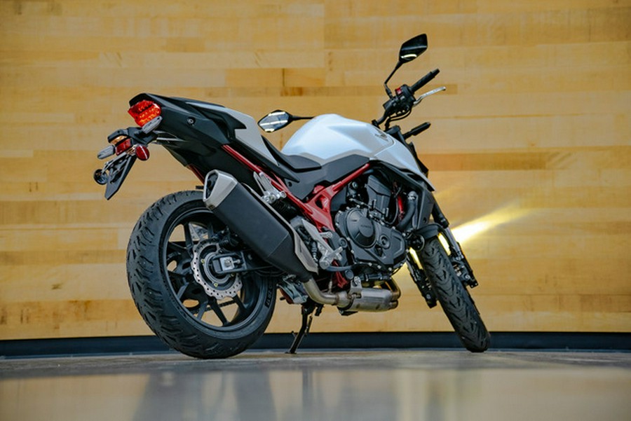 2025 Honda CB750 Hornet
