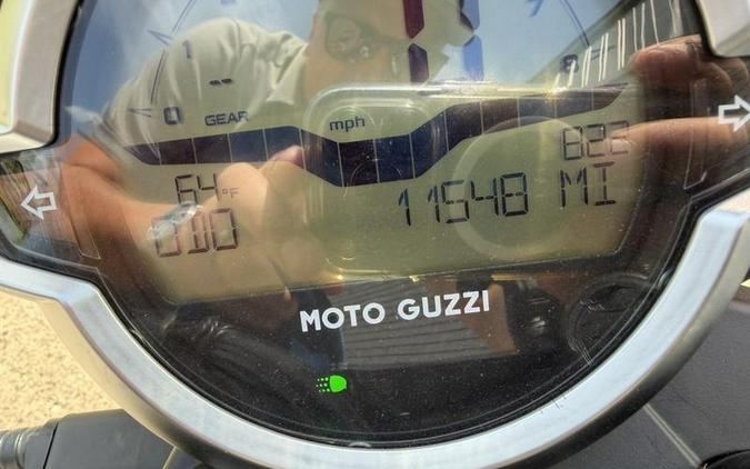 2024 Moto Guzzi V7 Stone Ten
