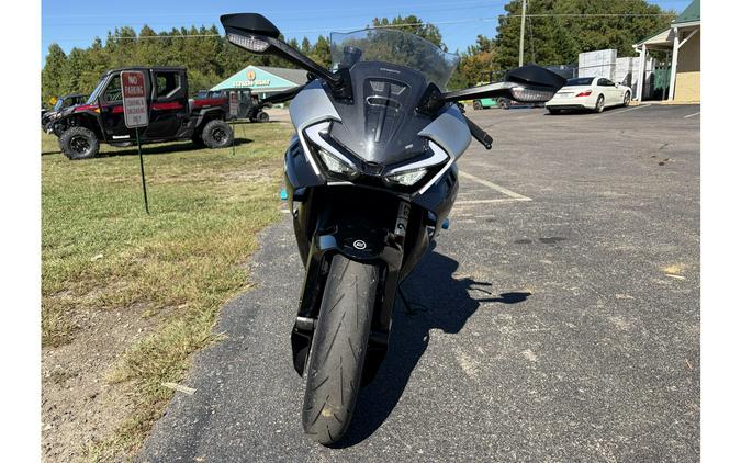 2025 675SS - CFMOTO