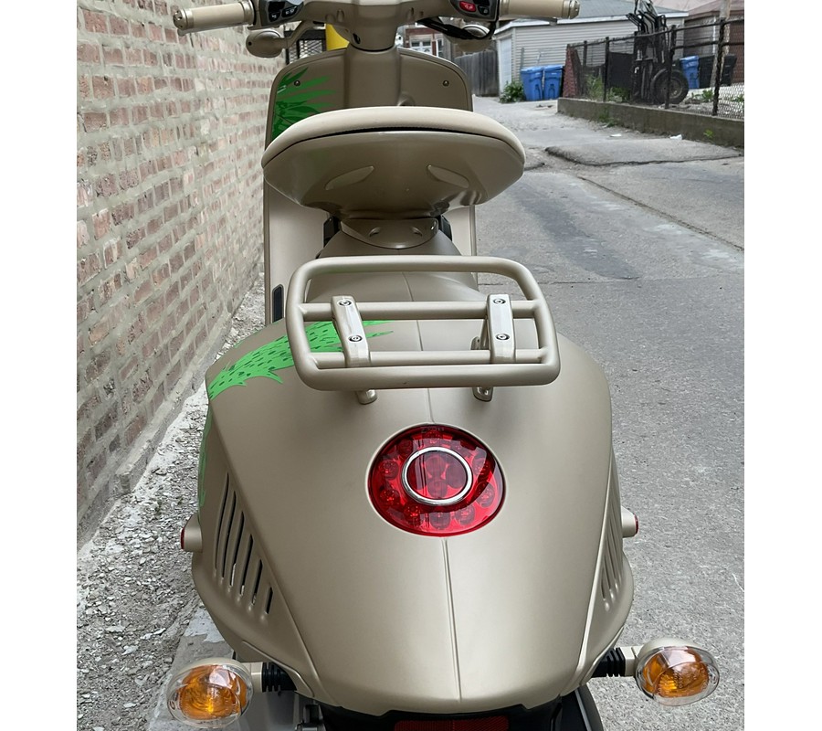 2024 Vespa 946 Dragon