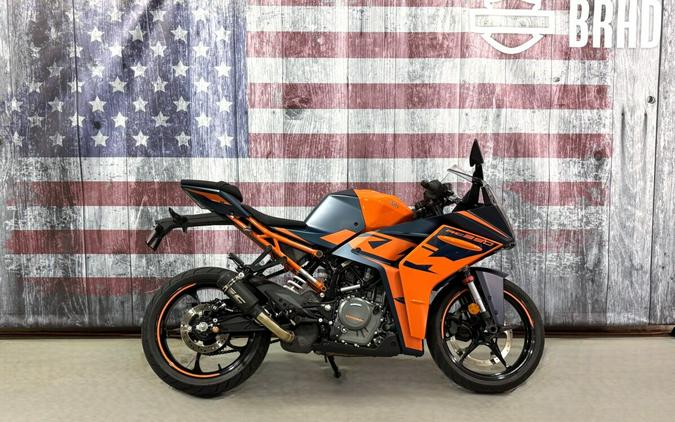 2022 KTM RC 390