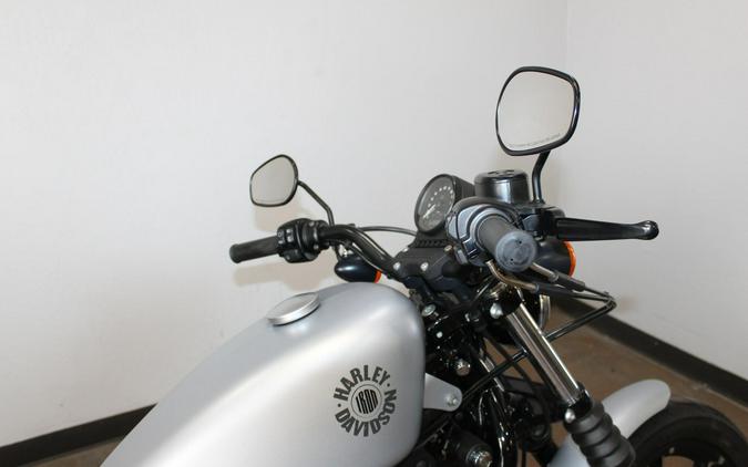 2020 Harley-Davidson® Iron 883™ BRACUDA SLV DNM