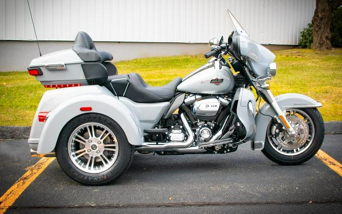 Harley-Davidson Tri Glide Trike motorcycles for sale in Port