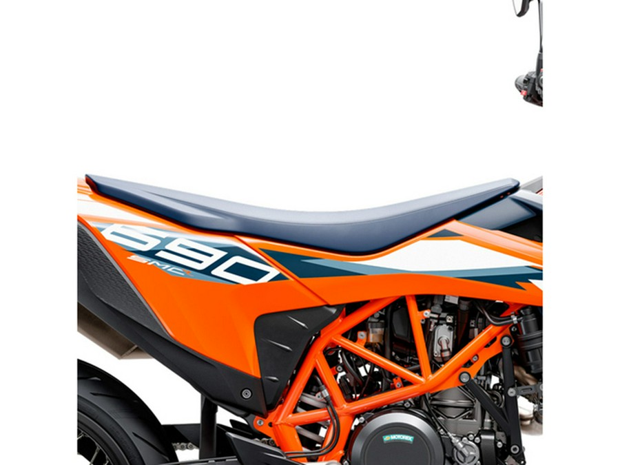 2024 KTM 690 SMC R