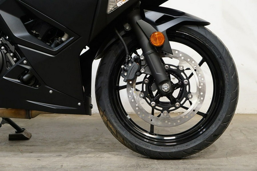 2026 Kawasaki Ninja 500 ABS Metallic Flat Spark Black