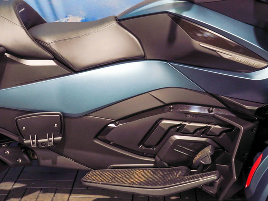 2026 Can-Am Spyder RT Limited Dark