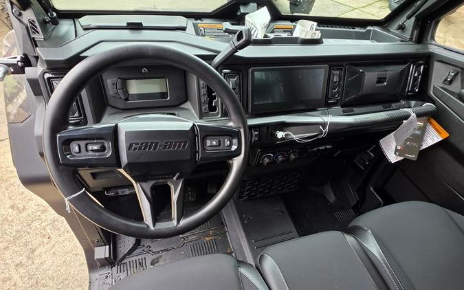 2026 Can-Am Defender Limited HD11