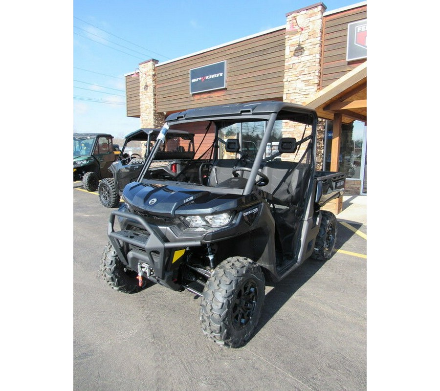 2023 Can-Am® Defender XT HD9