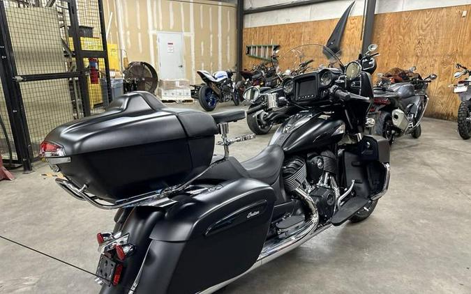 2020 Indian Motorcycle® Roadmaster® Dark Horse® Thunder Black Smoke