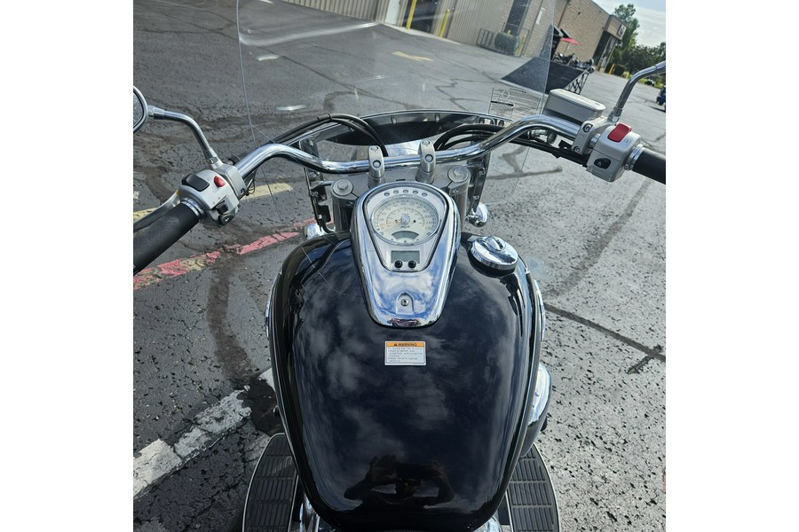 2017 BOULEVARD C50T - Suzuki