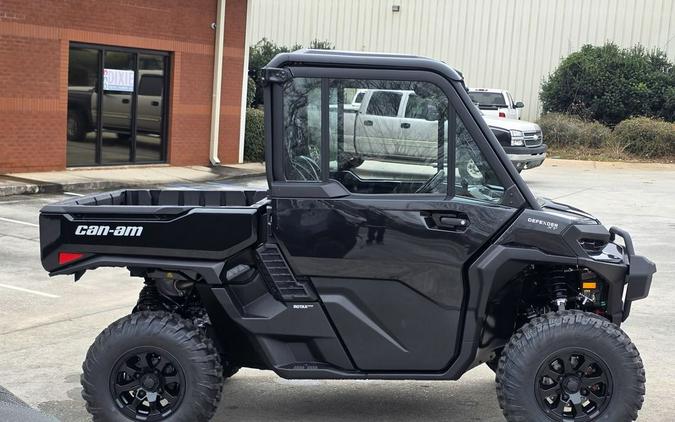 2026 Can-Am Defender XT CAB HD11