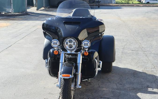 2019 Harley-Davidson Tri Glide Ultra FLHTCUTG