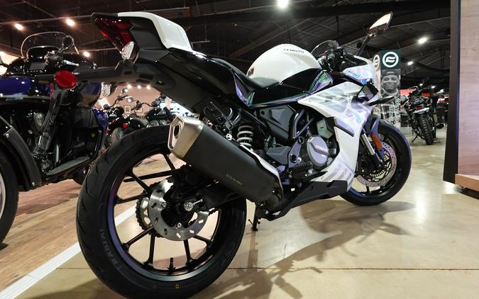 2026 CFMOTO 300SS