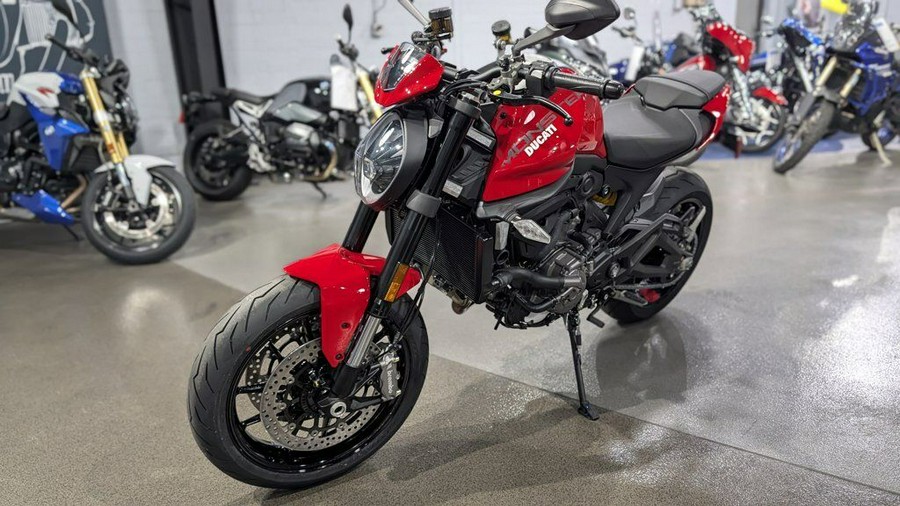 2025 Ducati MONSTER PLUS