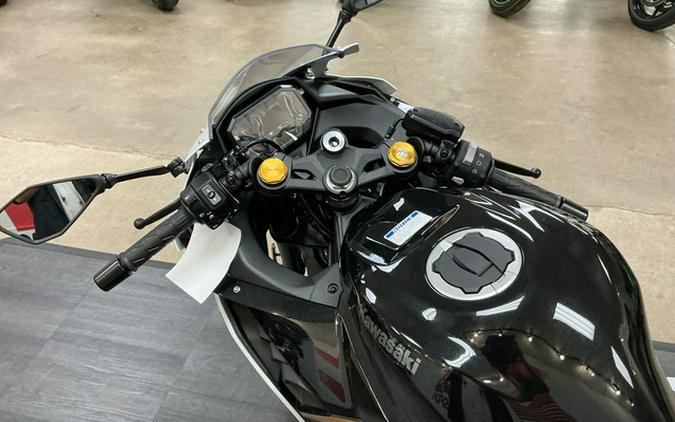 2026 Kawasaki ZX400STFAL