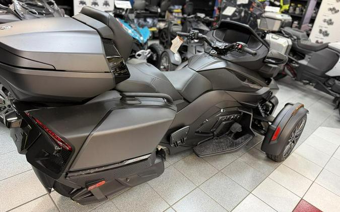 2026 Can-Am® Spyder RT Limited Dark