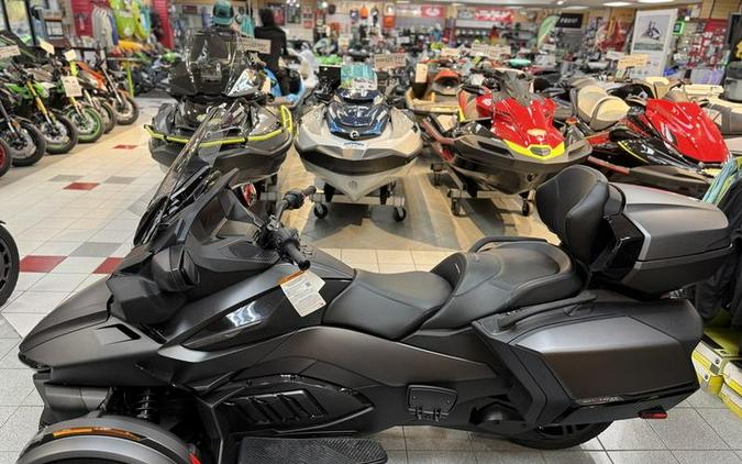 2026 Can-Am® Spyder RT Limited Dark