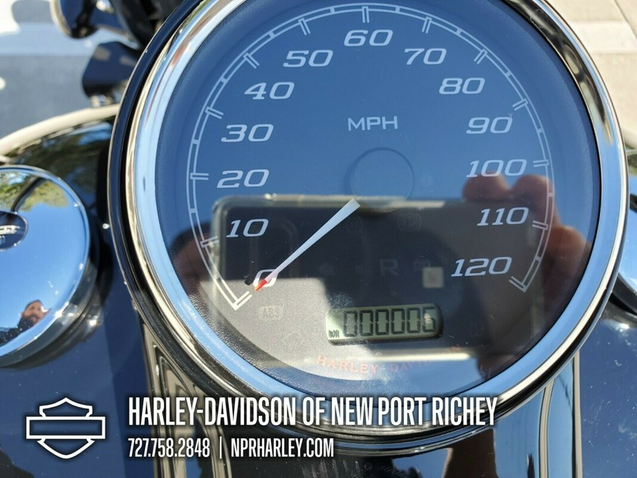 2023 Harley-Davidson Freewheeler