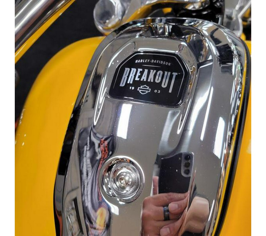 2025 Harley-Davidson® FXBR - Breakout®