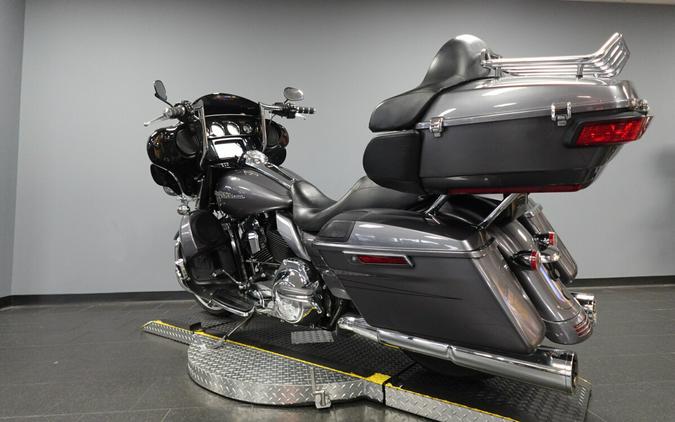 2015 Harley-Davidson Street Glide Special FLHXS