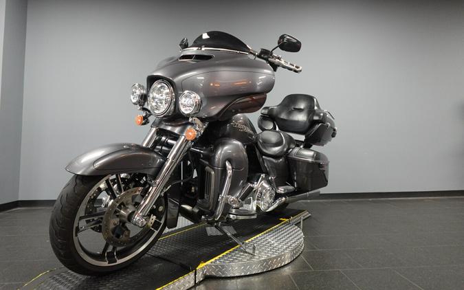2015 Harley-Davidson Street Glide Special FLHXS