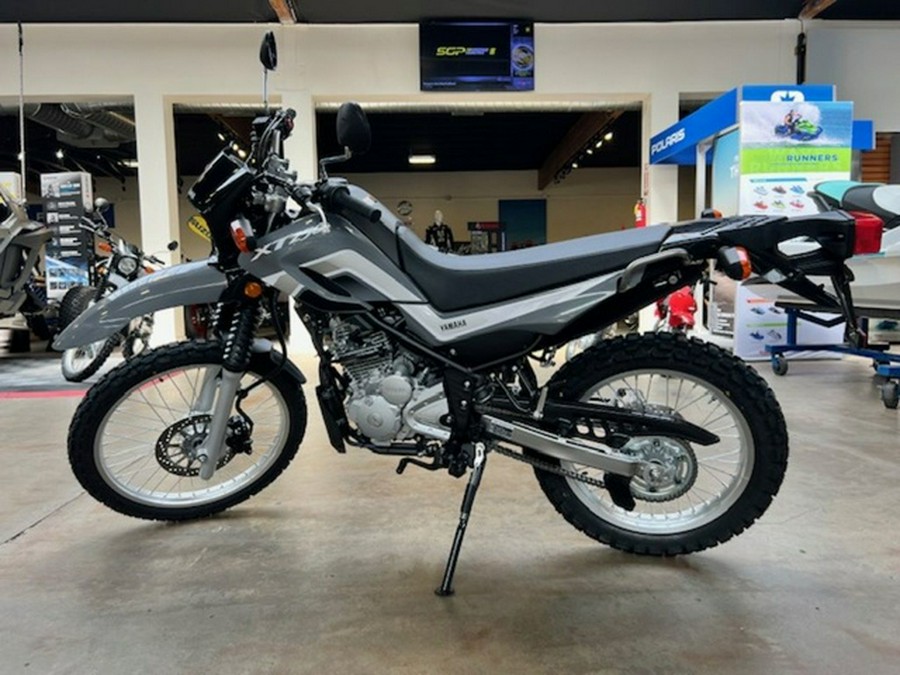 2025 Yamaha XT250SC