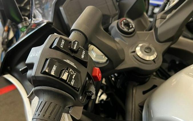 2024 Kawasaki Ninja 7 Hybrid ABS