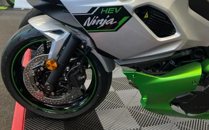 2024 Kawasaki Ninja 7 Hybrid ABS