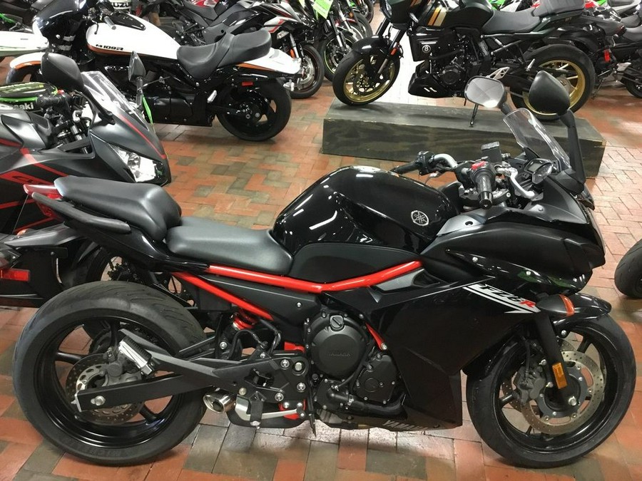 2016 Yamaha FZ6R