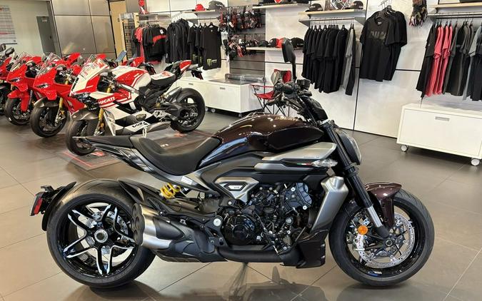 2026 Ducati XDiavel V4 Black Lava