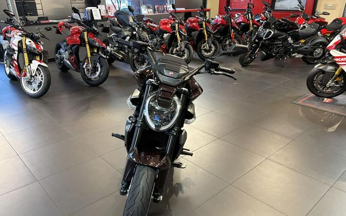 2026 Ducati XDiavel V4 Black Lava