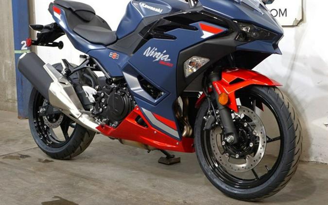 2026 Kawasaki Ninja 500 ABS Metallic Matte Twilight Blue