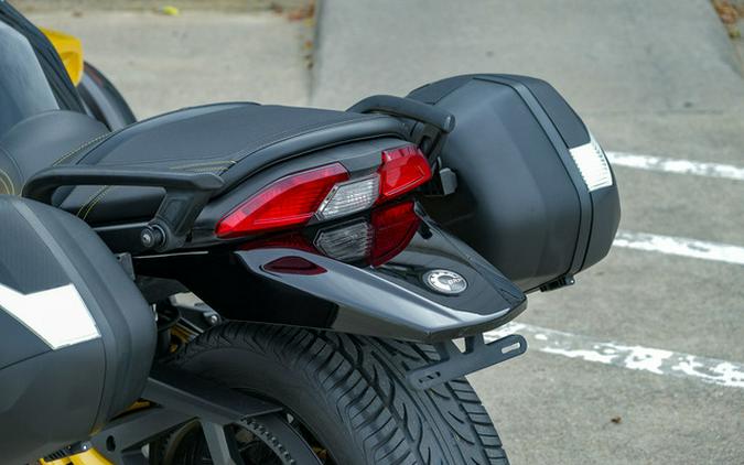 2017 Can-Am Spyder F3-S Daytona 500 6-Speed Semi-Automatic (SE6)
