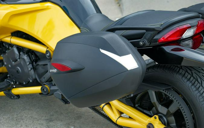 2017 Can-Am Spyder F3-S Daytona 500 6-Speed Semi-Automatic (SE6)