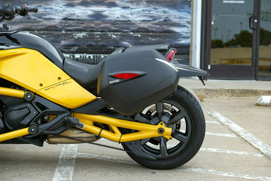 2017 Can-Am Spyder F3-S Daytona 500 6-Speed Semi-Automatic (SE6)
