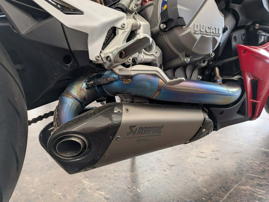 2022 Ducati Streetfighter V2 Ducati Red V2