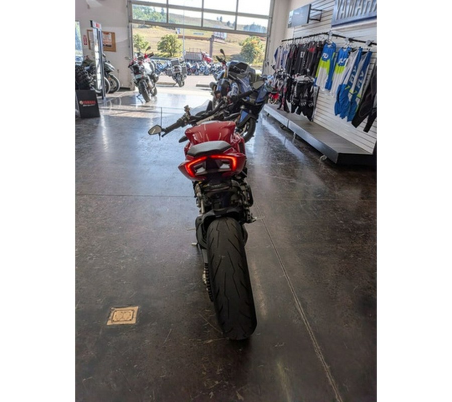 2022 Ducati Streetfighter V2 Ducati Red V2