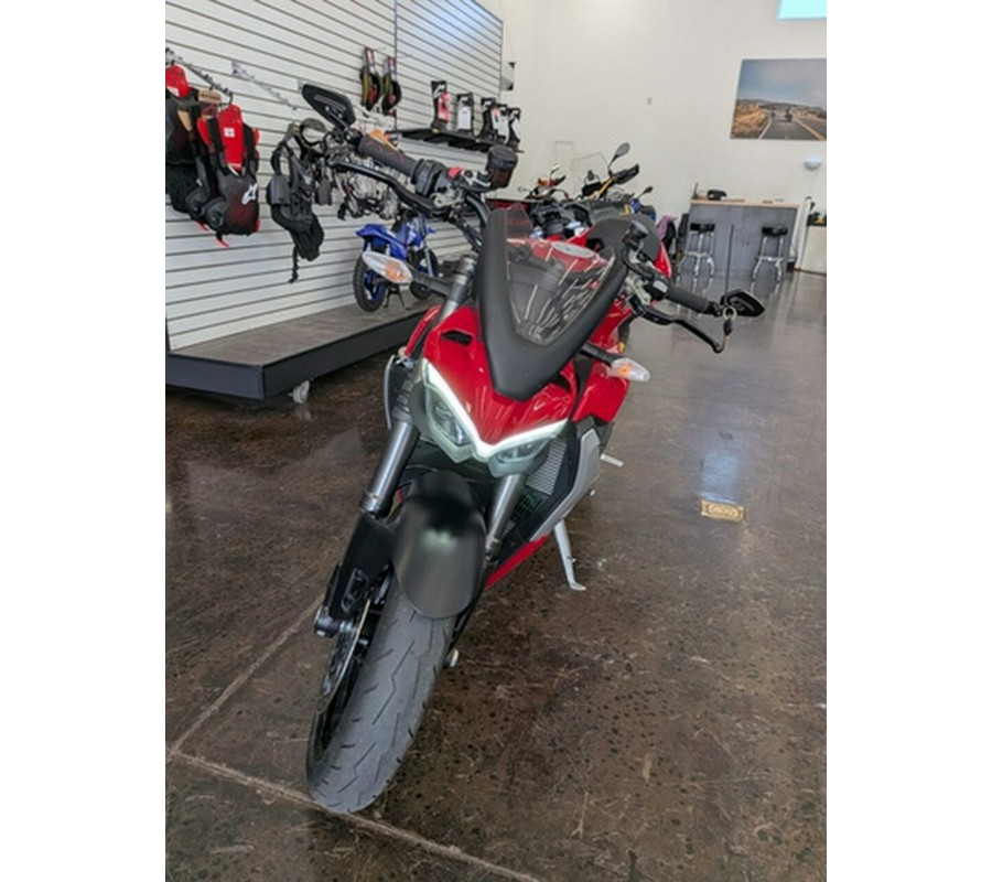 2022 Ducati Streetfighter V2 Ducati Red V2