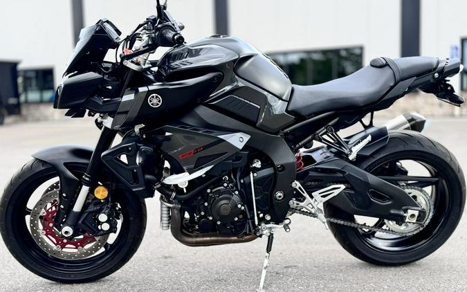 2017 Yamaha FZ 10