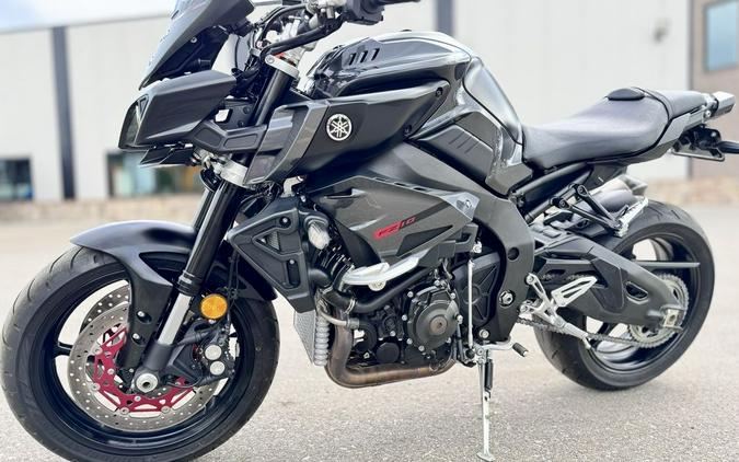 2017 Yamaha FZ 10