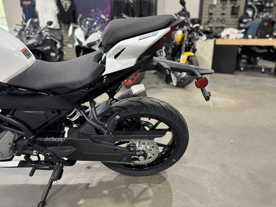 2025 CFMOTO 300SS